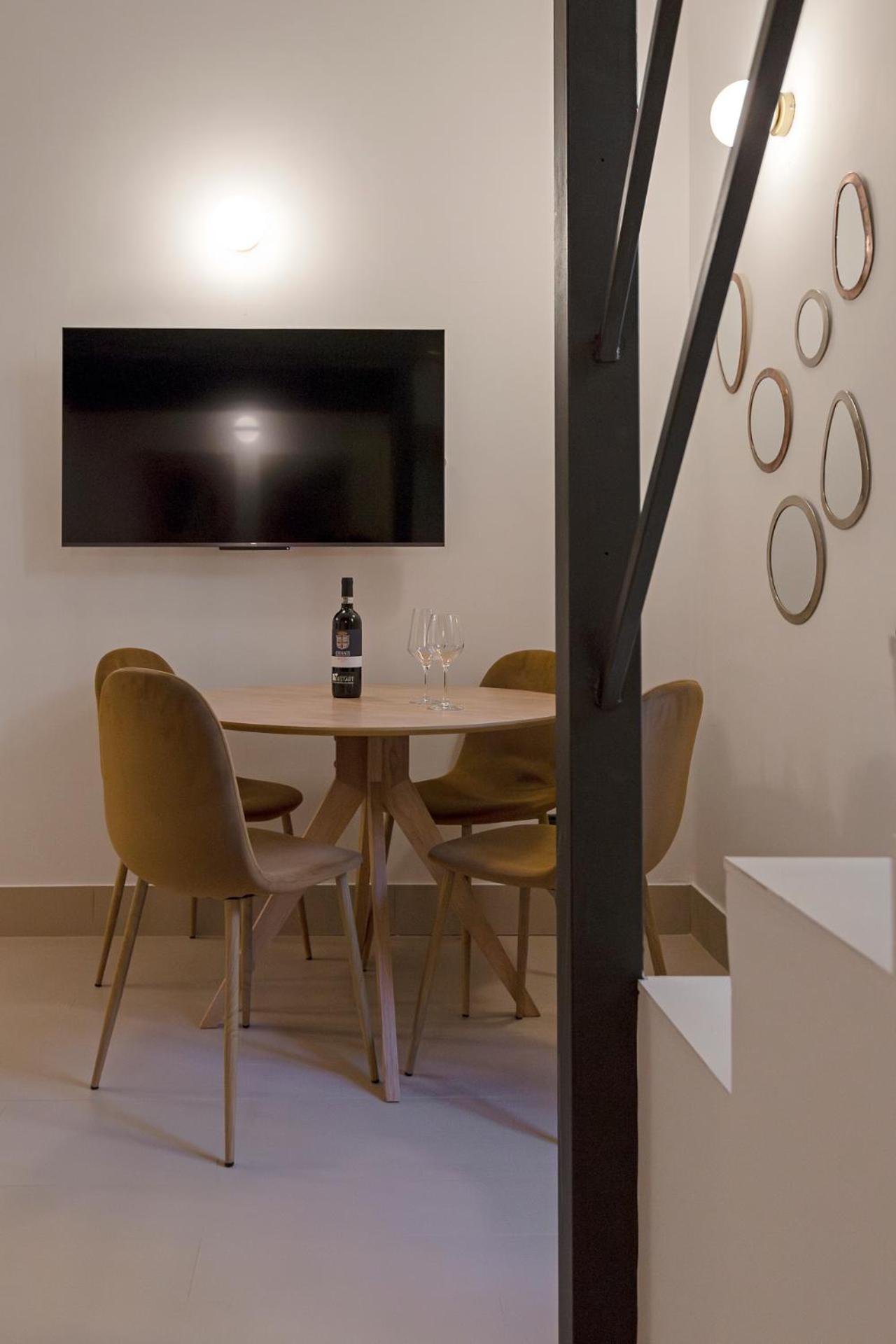 Restart Accommodations Colle Oppio E Paganini Rome Exterior photo